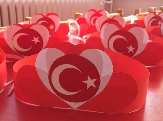 29 Ekim Şapkası