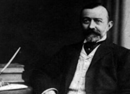 Abdülhak Hamit Tarhan